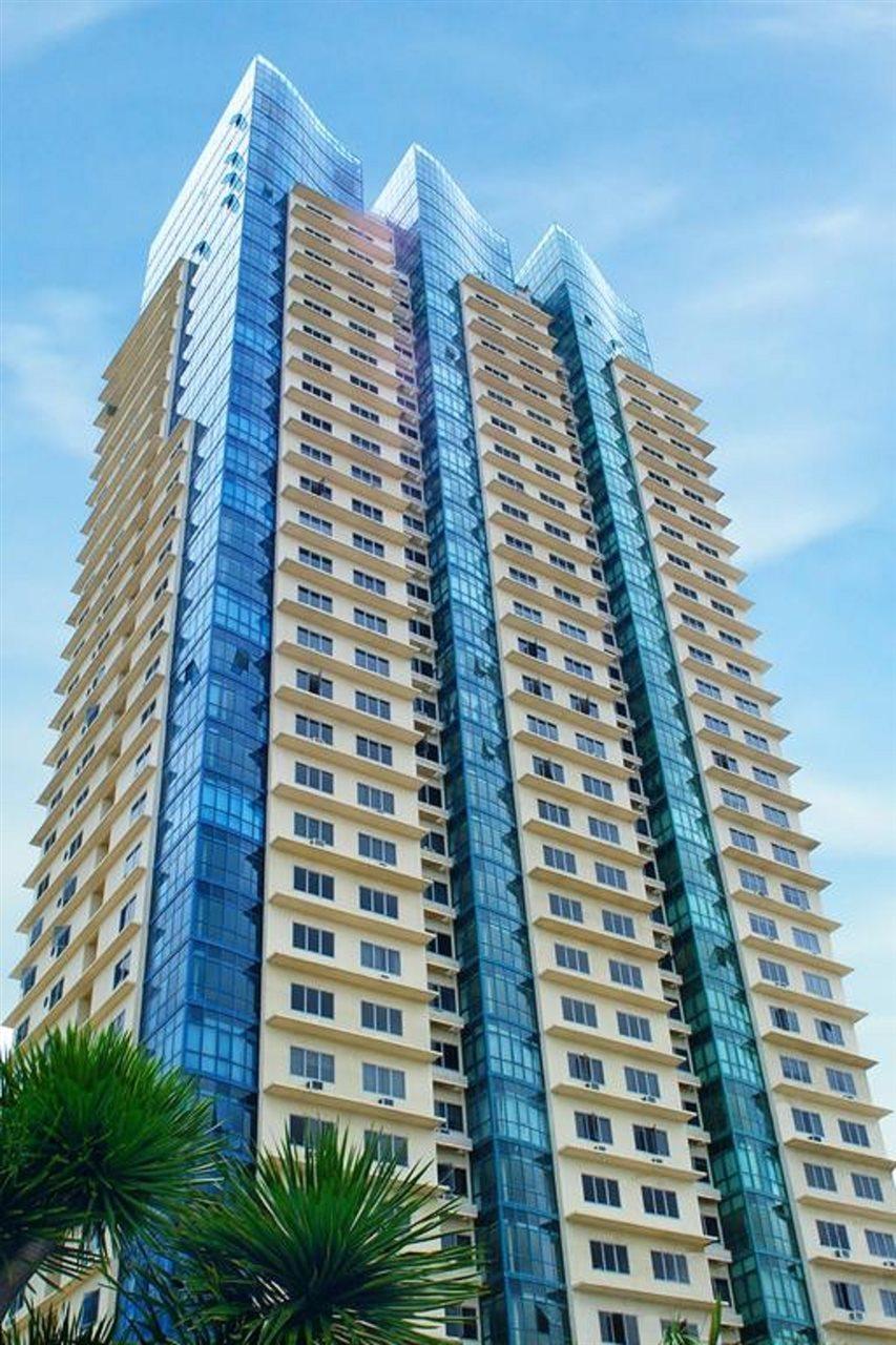 Astoria Plaza Hotel Pasig City Exterior foto