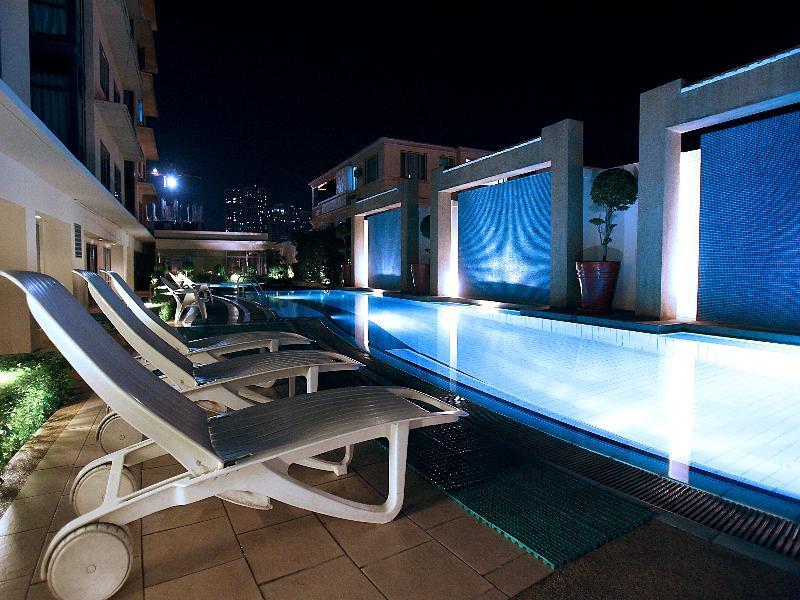 Astoria Plaza Hotel Pasig City Exterior foto