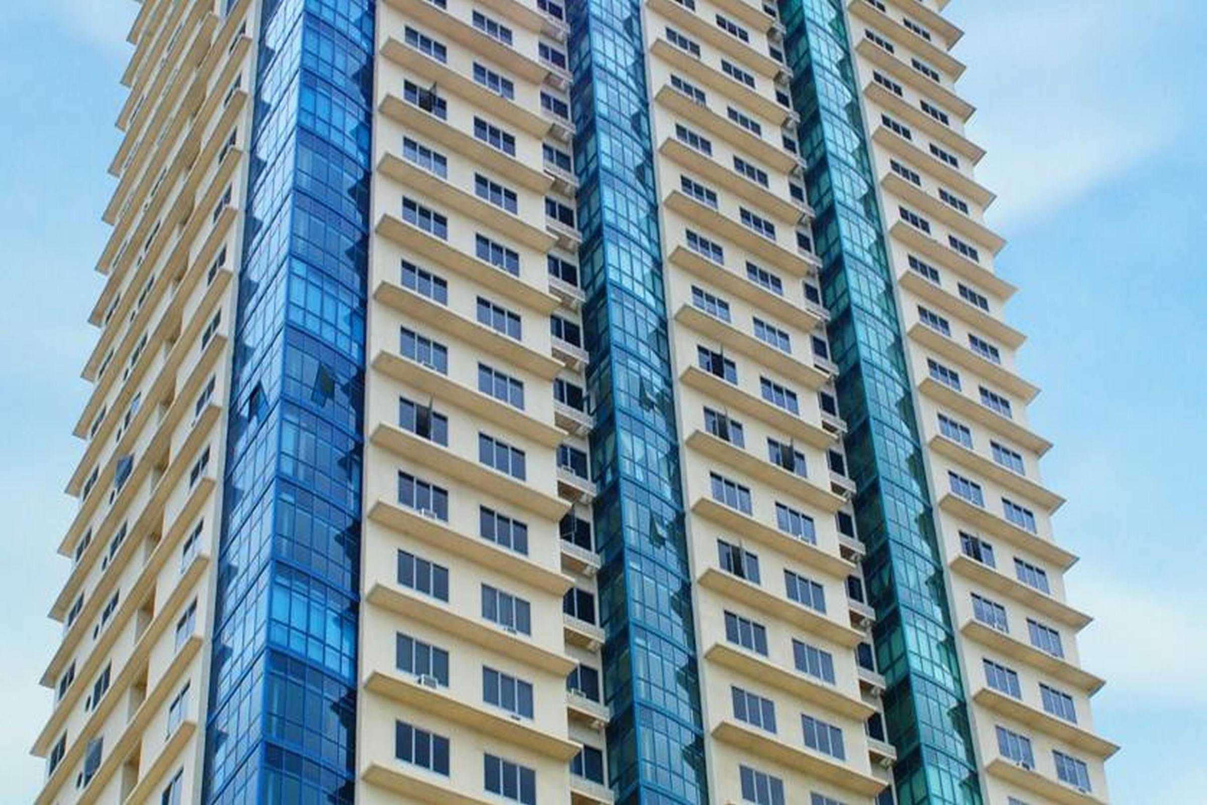 Astoria Plaza Hotel Pasig City Exterior foto