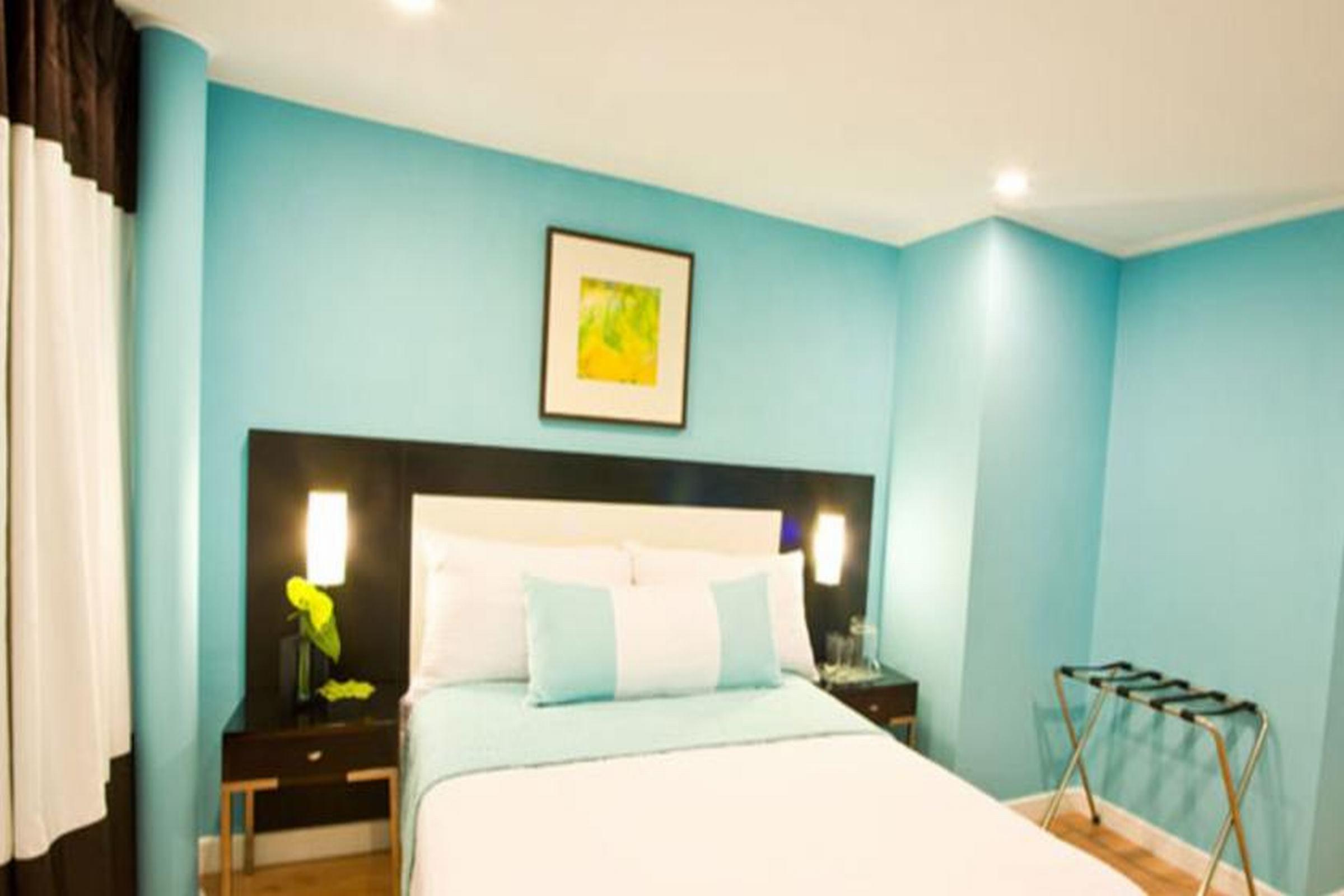 Astoria Plaza Hotel Pasig City Exterior foto