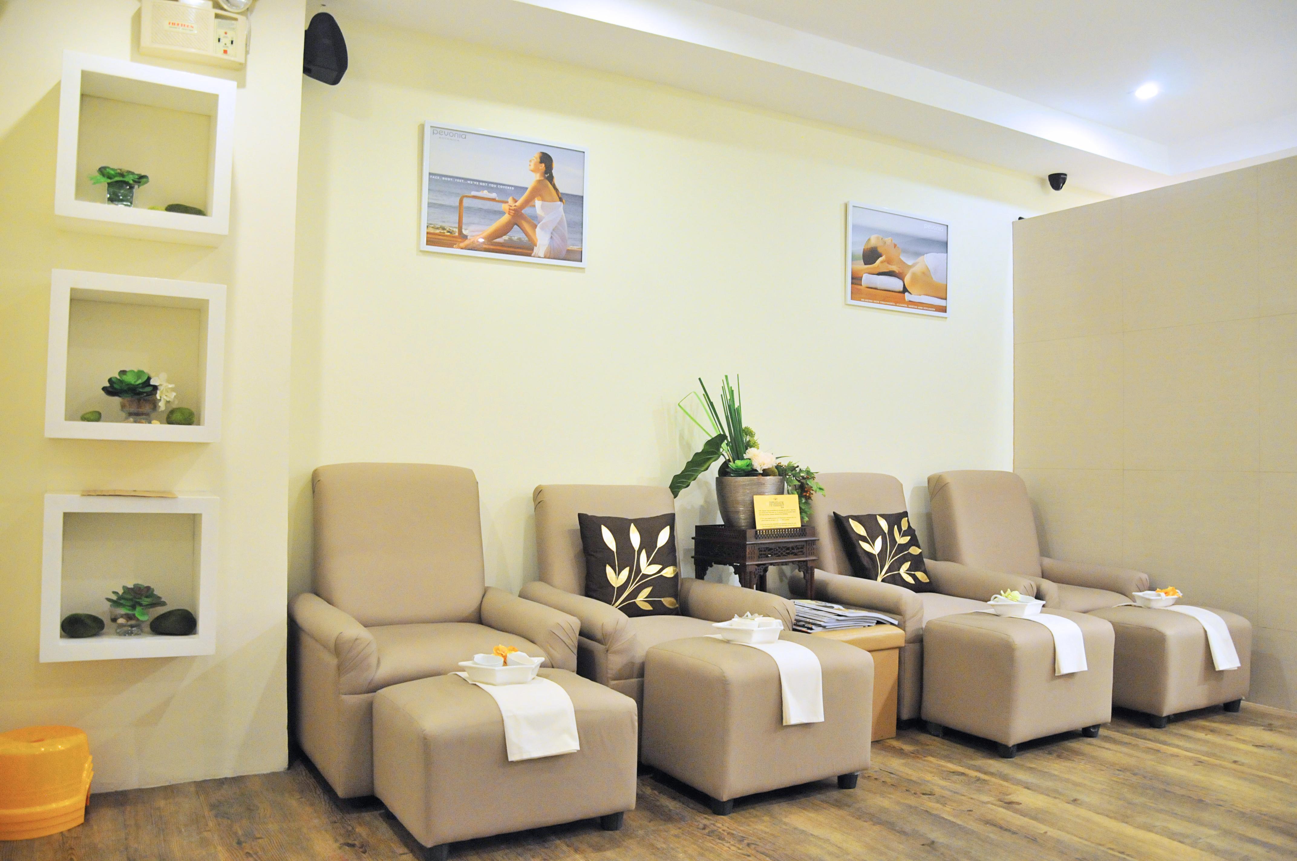 Astoria Plaza Hotel Pasig City Exterior foto