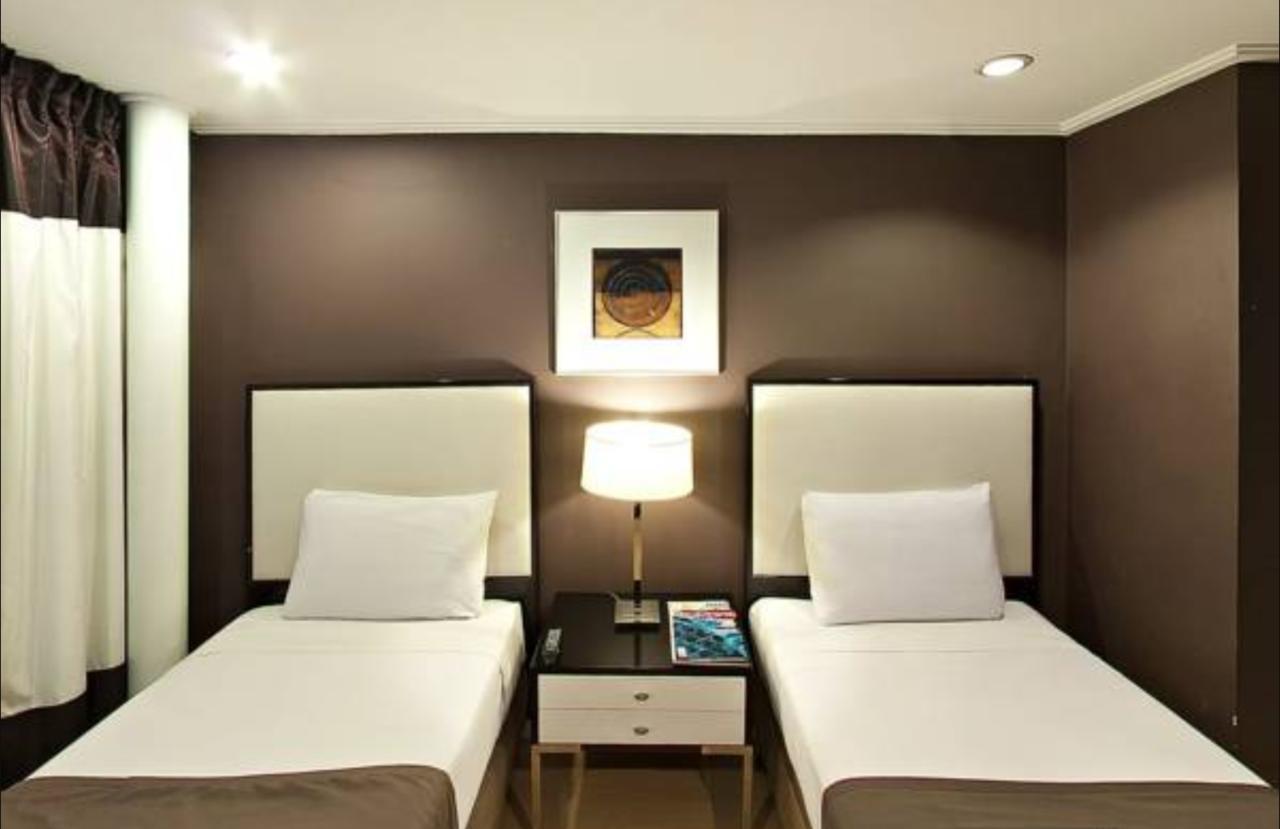 Astoria Plaza Hotel Pasig City Exterior foto