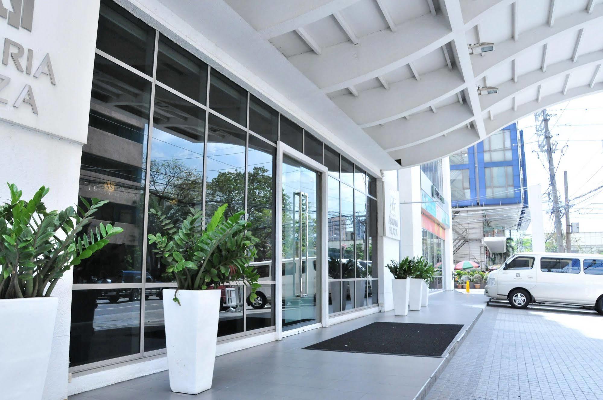 Astoria Plaza Hotel Pasig City Exterior foto